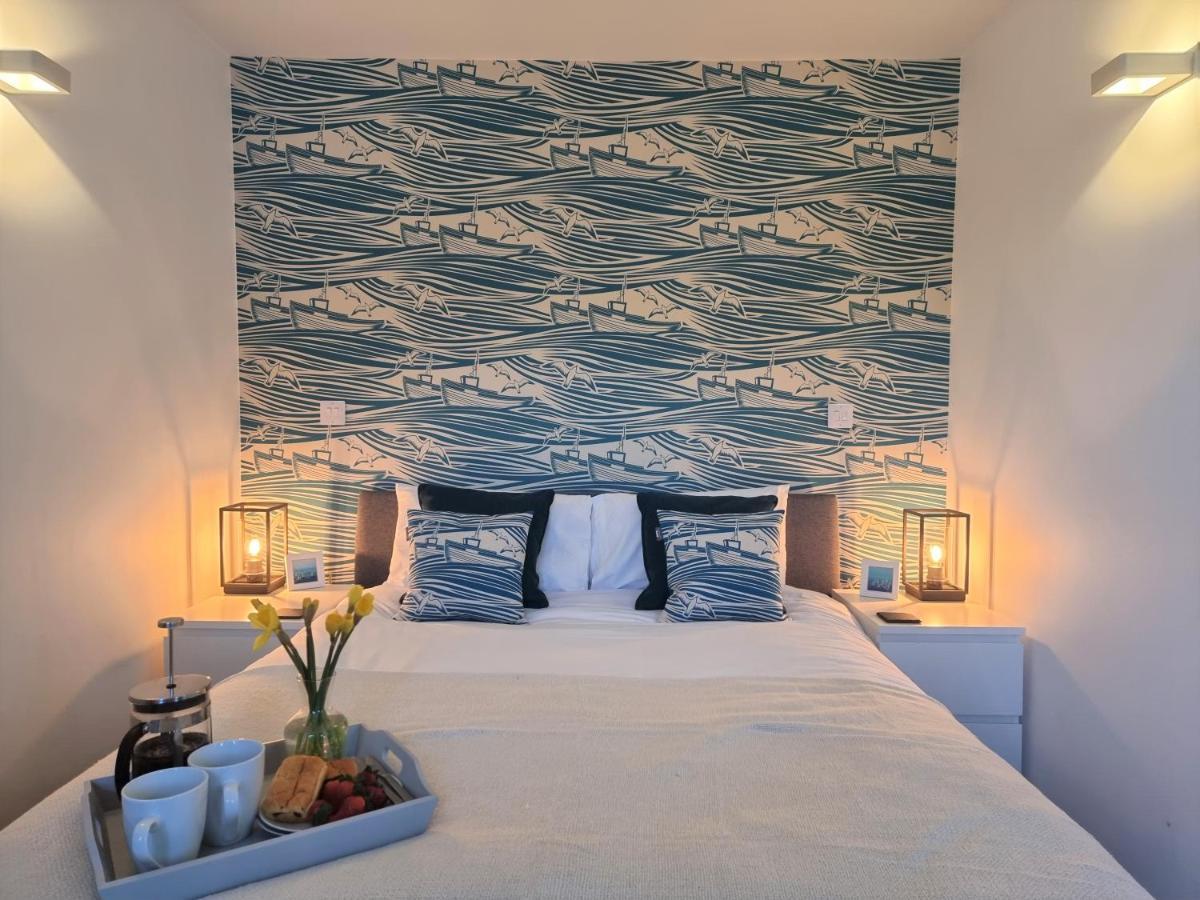 The Bunker-Luxe Central Falmouth Getaway With Stunning Sea Views المظهر الخارجي الصورة