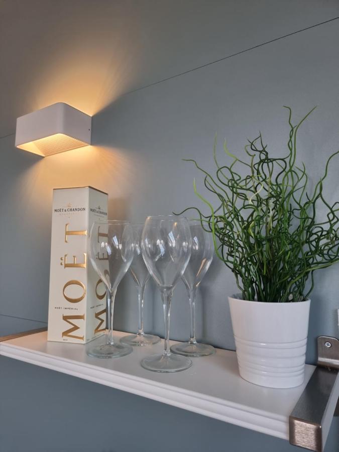 The Bunker-Luxe Central Falmouth Getaway With Stunning Sea Views المظهر الخارجي الصورة